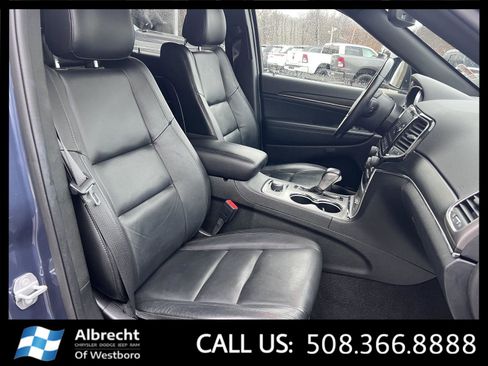 Used 2021 Jeep Grand Cherokee Limited w/ Sun & Sound Group image 20