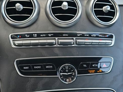 Used 2019 Mercedes-Benz C 300 Sedan image 27