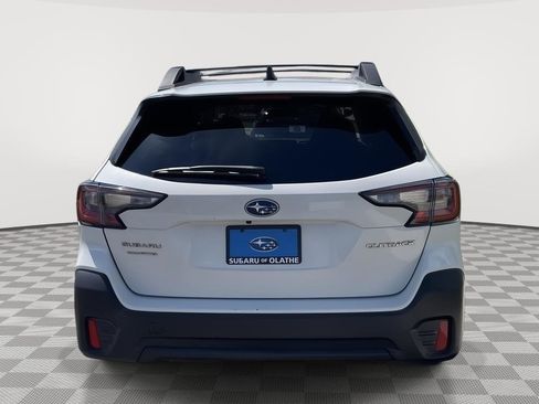 Used 2020 Subaru Outback Premium AWD/4WD image 14