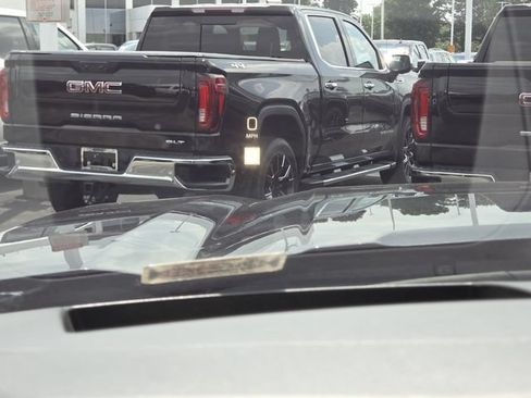 Used 2022 GMC Sierra 1500 Denali w/ Denali Reserve Package AWD/4WD image 7