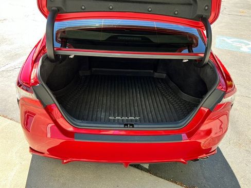 Used 2023 Toyota Camry SE w/ Cold Weather Package image 22