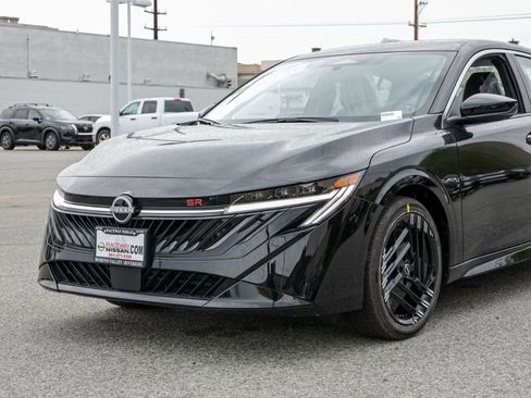 New 2026 Nissan Sentra SR w/ Floor Mat Package image 8