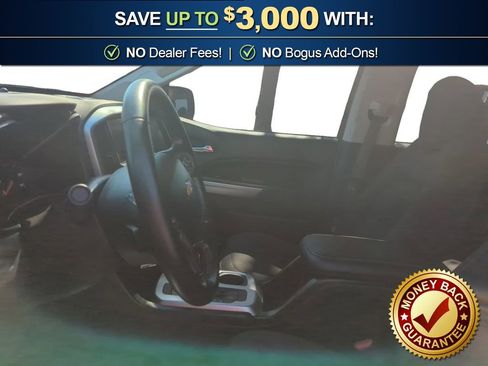 Used 2022 Chevrolet Colorado LT w/ LT Convenience Package image 14