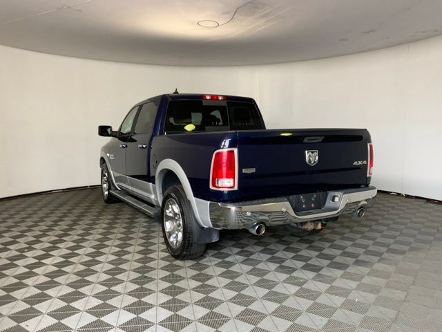 Used 2015 RAM 1500 Laramie w/ Convenience Group AWD/4WD image 7