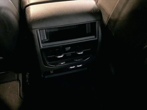 Used 2023 Jeep Grand Cherokee Altitude AWD/4WD image 17