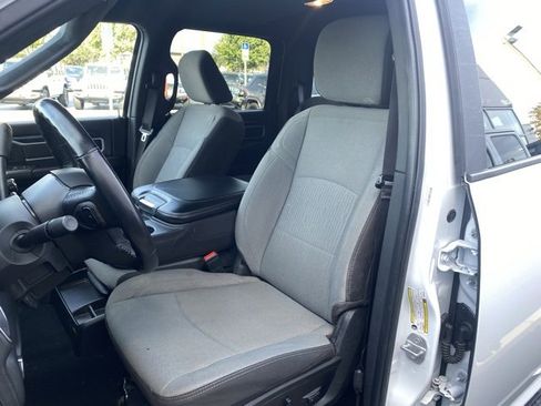 Used 2024 RAM 2500 Big Horn image 12