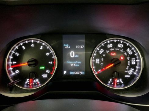 Used 2020 Toyota RAV4 XLE Premium AWD/4WD image 20