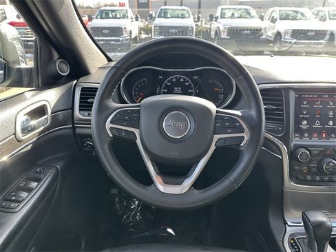 Used 2018 Jeep Grand Cherokee Limited image 14