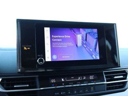 Used 2025 Toyota Sienna LE w/ LE Plus Package AWD/4WD image 14