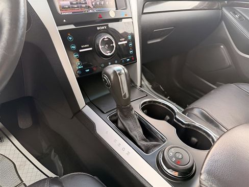 Used 2014 Ford Explorer Limited w/ Equipment Group 302A image 20