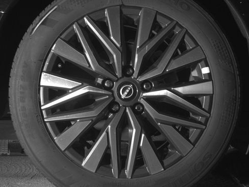 Used 2025 Nissan Altima 2.5 SV image 15