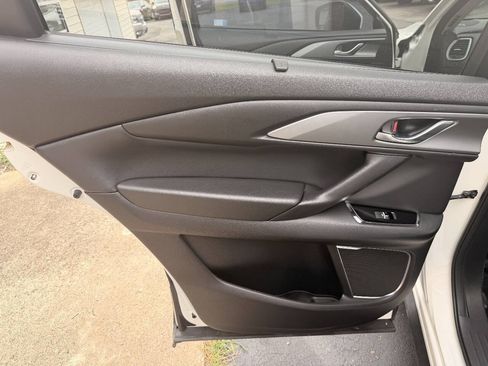 Used 2018 MAZDA CX-9 Touring w/ Touring Premium Package AWD/4WD image 13