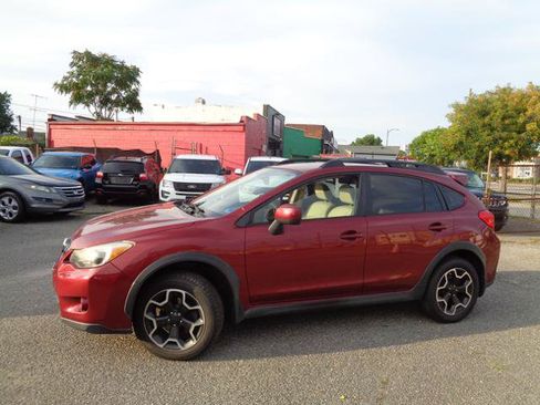 Used 2014 Subaru Crosstrek 2.0i Limited AWD/4WD image 3