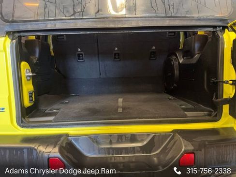 Used 2023 Jeep Wrangler Unlimited w/ Cold Weather Group image 9