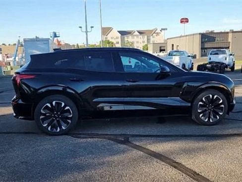 Certified 2024 Chevrolet Blazer EV RS image 9