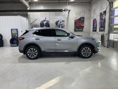 New 2026 Buick Envision Preferred image 9