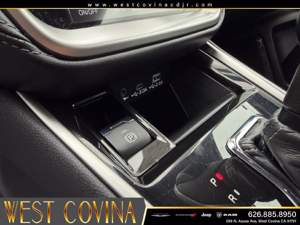 Used 2025 Subaru Outback Premium AWD/4WD image 22