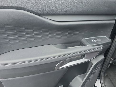 Used 2024 Ford Ranger XLT w/ Trailer Tow Package image 8