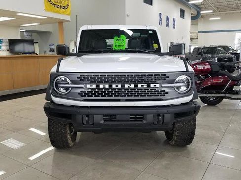 Certified 2025 Ford Bronco Badlands AWD/4WD image 2