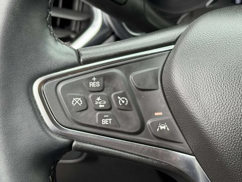 Used 2024 Chevrolet Equinox LT FWD image 23