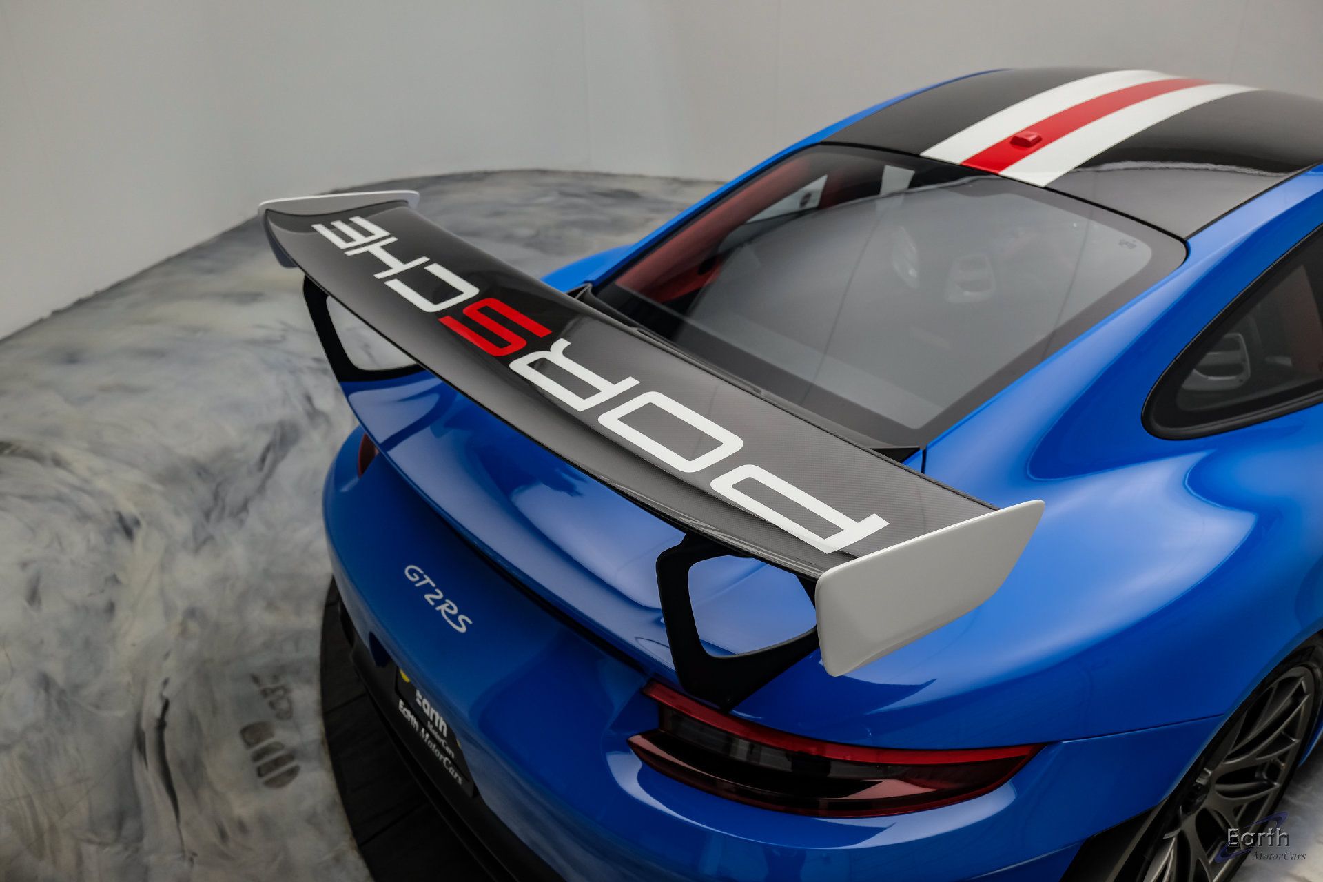 Used 2019 Porsche 911 GT2 RS RWD image 19