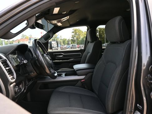 Used 2022 RAM 1500 Big Horn AWD/4WD image 15