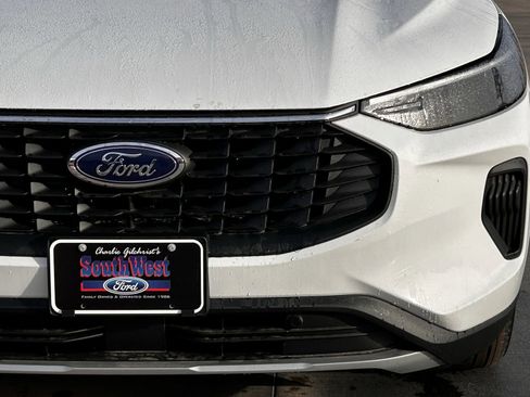 New 2026 Ford Escape Active image 8