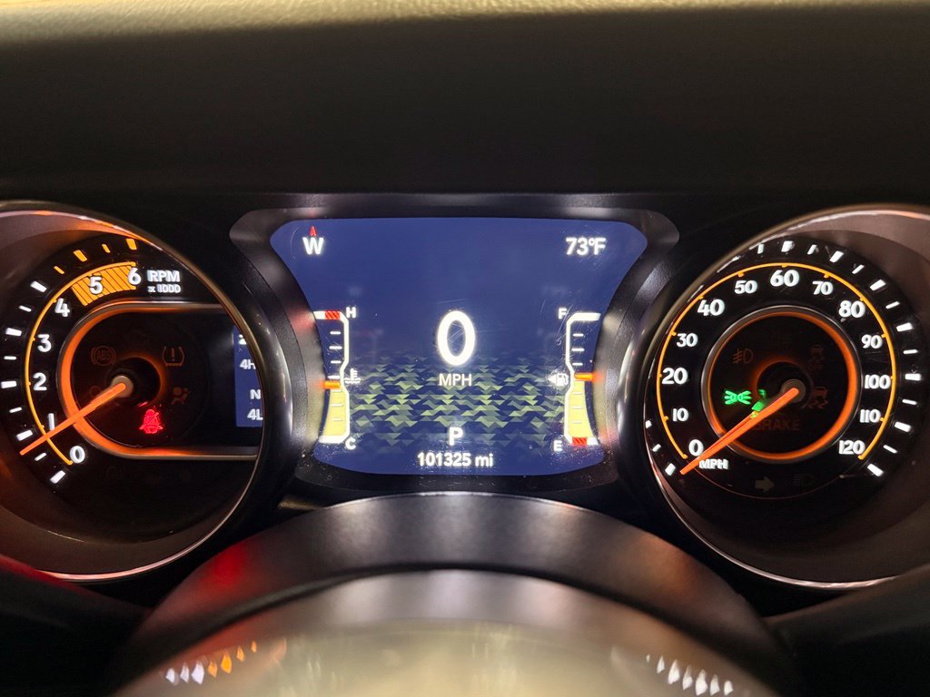 Used 2022 Jeep Gladiator Overland AWD/4WD image 18