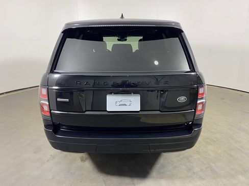 Used 2019 Land Rover Range Rover Supercharged image 4