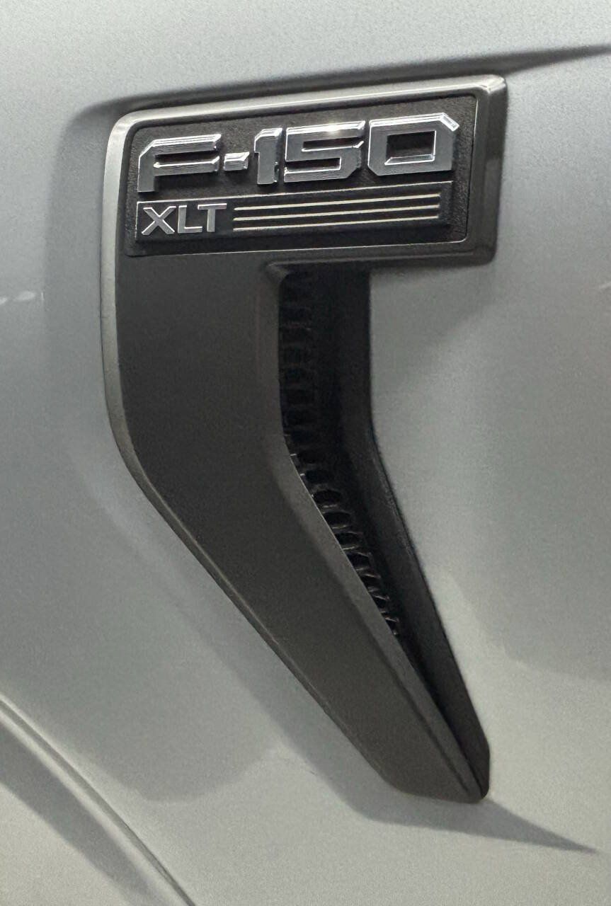 Used 2023 Ford F150 4x4 SuperCrew image 4