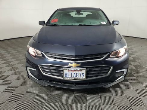 Used 2017 Chevrolet Malibu LT image 9