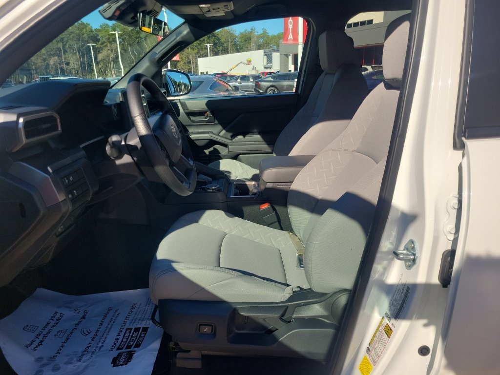 Certified 2026 Toyota Tacoma SR5 AWD/4WD image 15