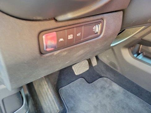 Used 2024 Chevrolet Equinox EV RS image 21