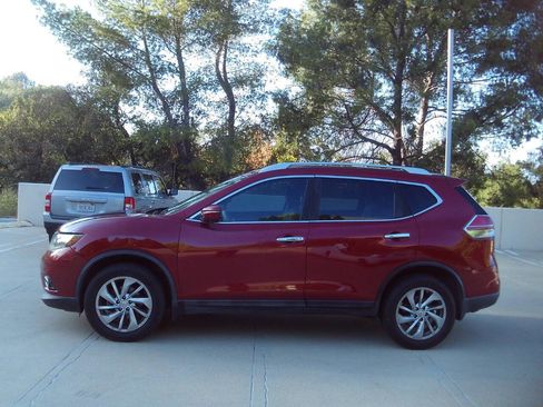 Used 2014 Nissan Rogue SL AWD/4WD image 5