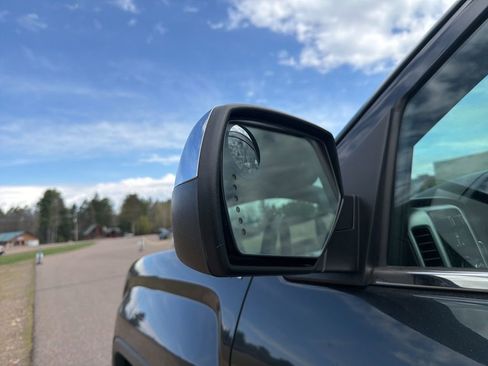Used 2018 GMC Sierra 1500 SLT AWD/4WD image 16