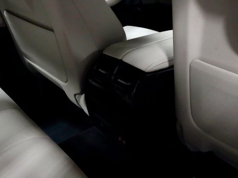 Certified 2023 BMW 540i xDrive w/ Premium Package image 9