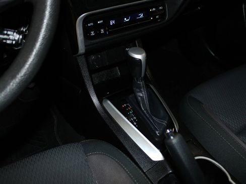 Used 2019 Toyota Corolla LE FWD image 17