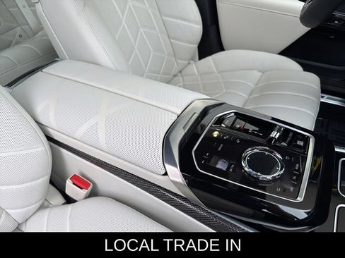Used 2025 BMW 760i xDrive AWD/4WD image 26