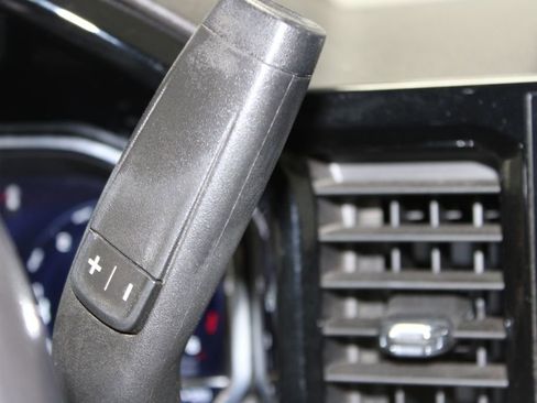 Used 2022 Chevrolet Silverado 1500 LT w/ Protection Package image 24