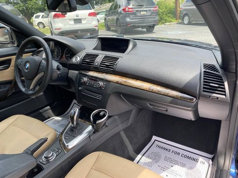 Used 2012 BMW 135i Convertible w/ Premium Pkg RWD image 31