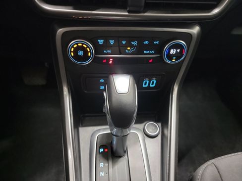 Used 2022 Ford EcoSport SE w/ SE Convenience Package image 21