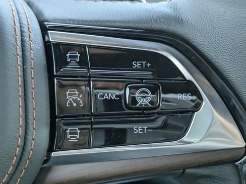 New 2025 Jeep Grand Cherokee L Summit image 23