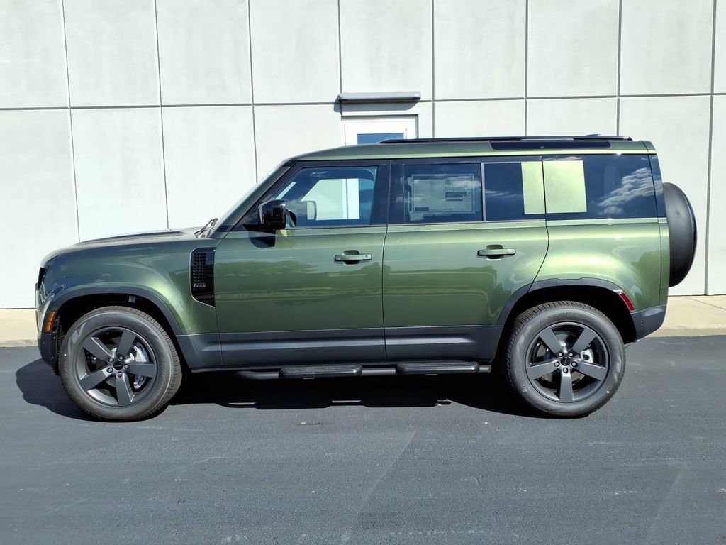 New 2026 Land Rover Defender 110 S AWD/4WD image 3