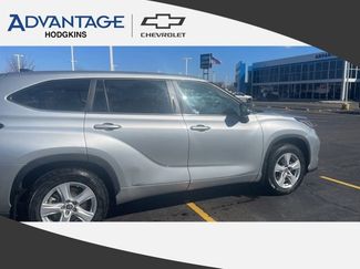 Used 2024 Toyota Highlander LE video 1