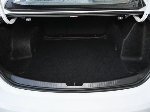 Used 2023 Chevrolet Malibu LS FWD image 36