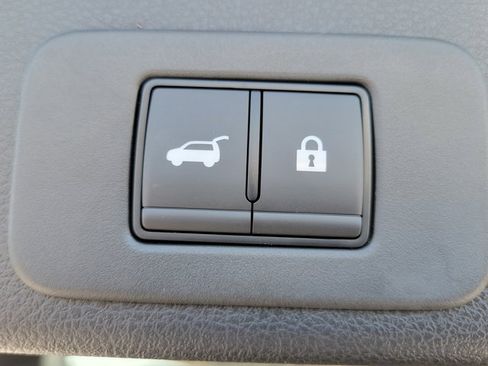 New 2025 Nissan Murano SL image 33