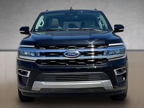 Used 2024 Ford Expedition Limited AWD/4WD image 3