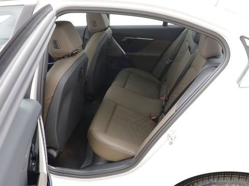 New 2026 BMW 530i xDrive w/ Premium Package AWD/4WD image 16