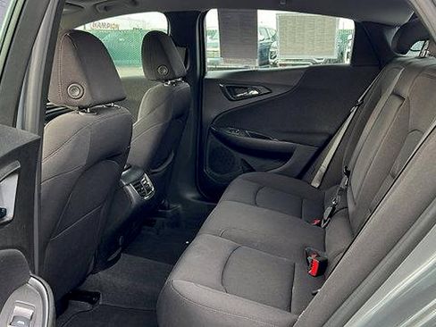 Used 2024 Chevrolet Malibu LT image 12