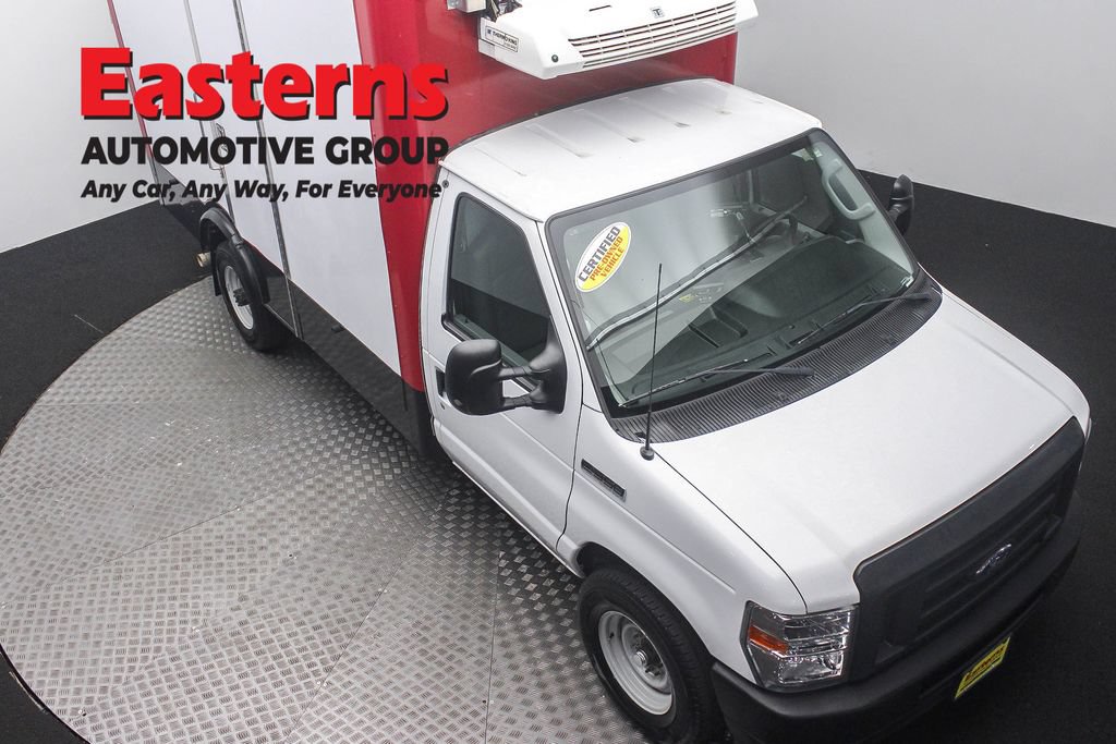 Used 2023 Ford E-350 and Econoline 350 Super Duty w/ Power Windows & Locks Group RWD image 4